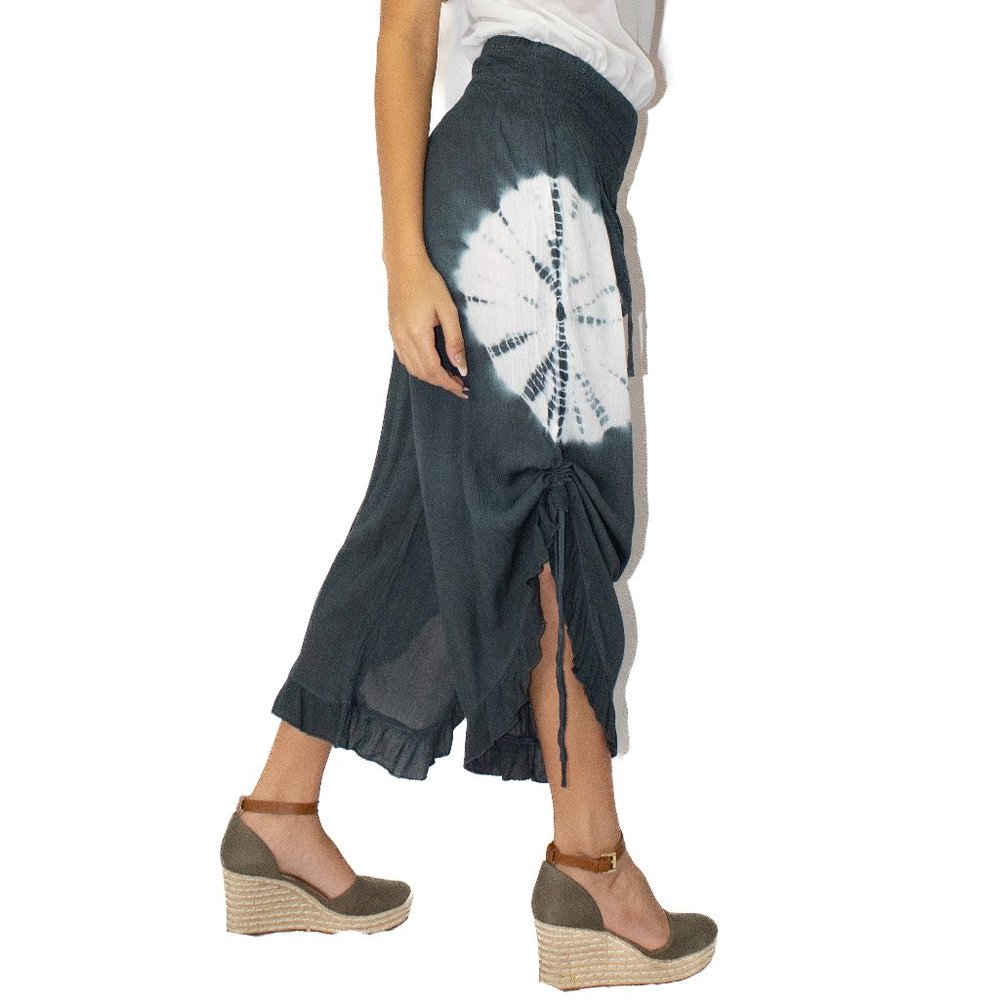 Solid High Low Flared Ruffled Printed Pant - Picture 3 of 4